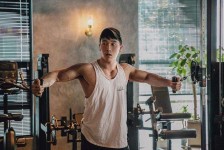 博白肌肉男模(肌肉男模板)