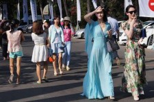 博白上海商务伴游男雇用(上海雇用高端伴游一天20万)