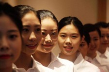 博白私人伴游招聘 度假区万元月薪招“泳装伴游”