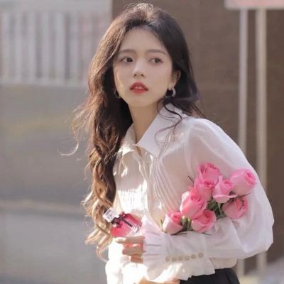 博白想要应聘去伴游公司上班，但是却不晓得该怎么做