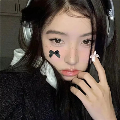 博白伴游女生纳兰清越的资料