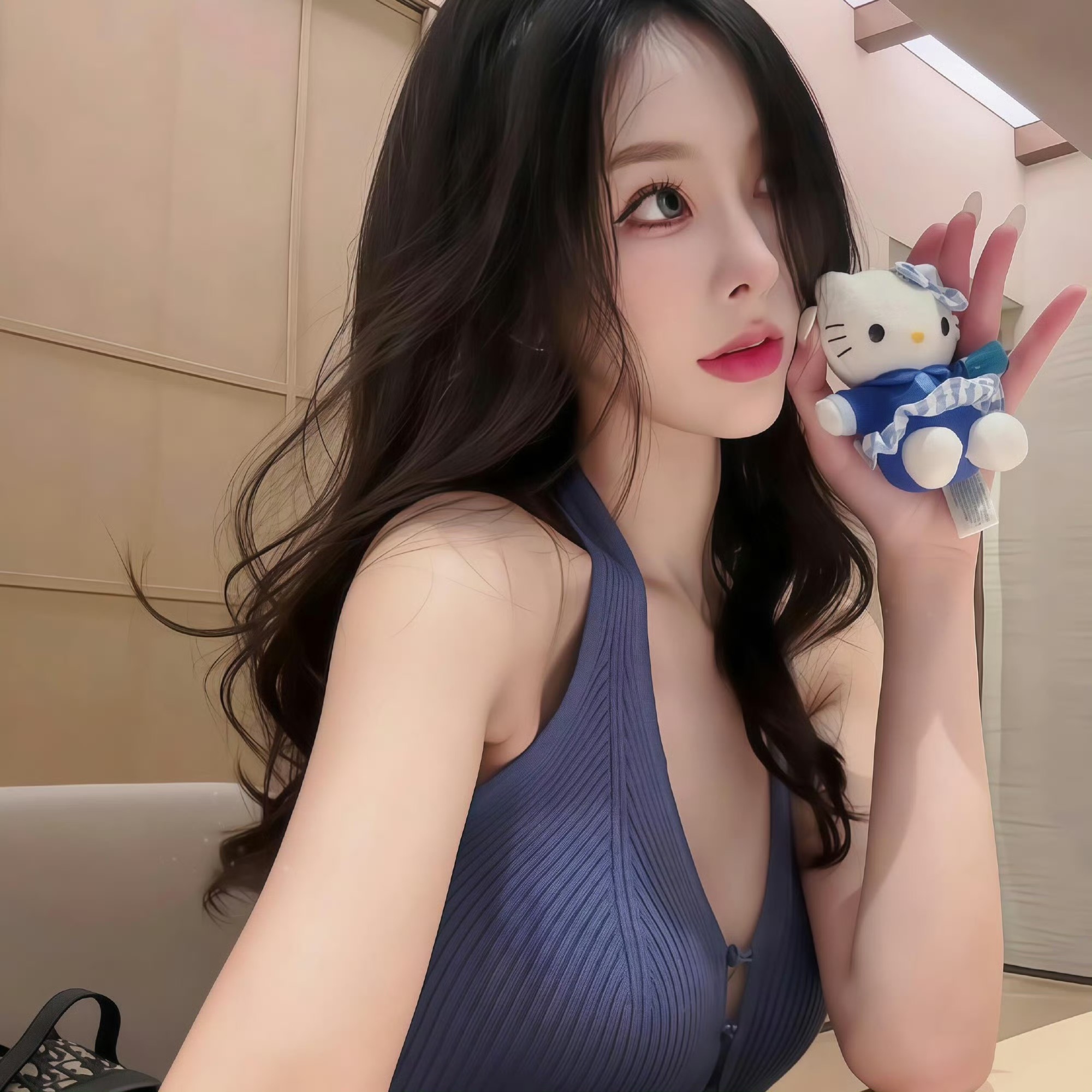 博白伴游女生鹿小婷的资料