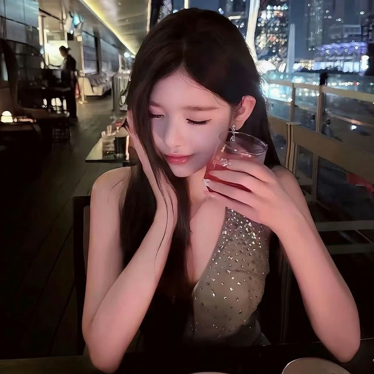 博白伴游女生夏语冰的资料