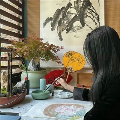 博白伴游女生源又菡的资料
