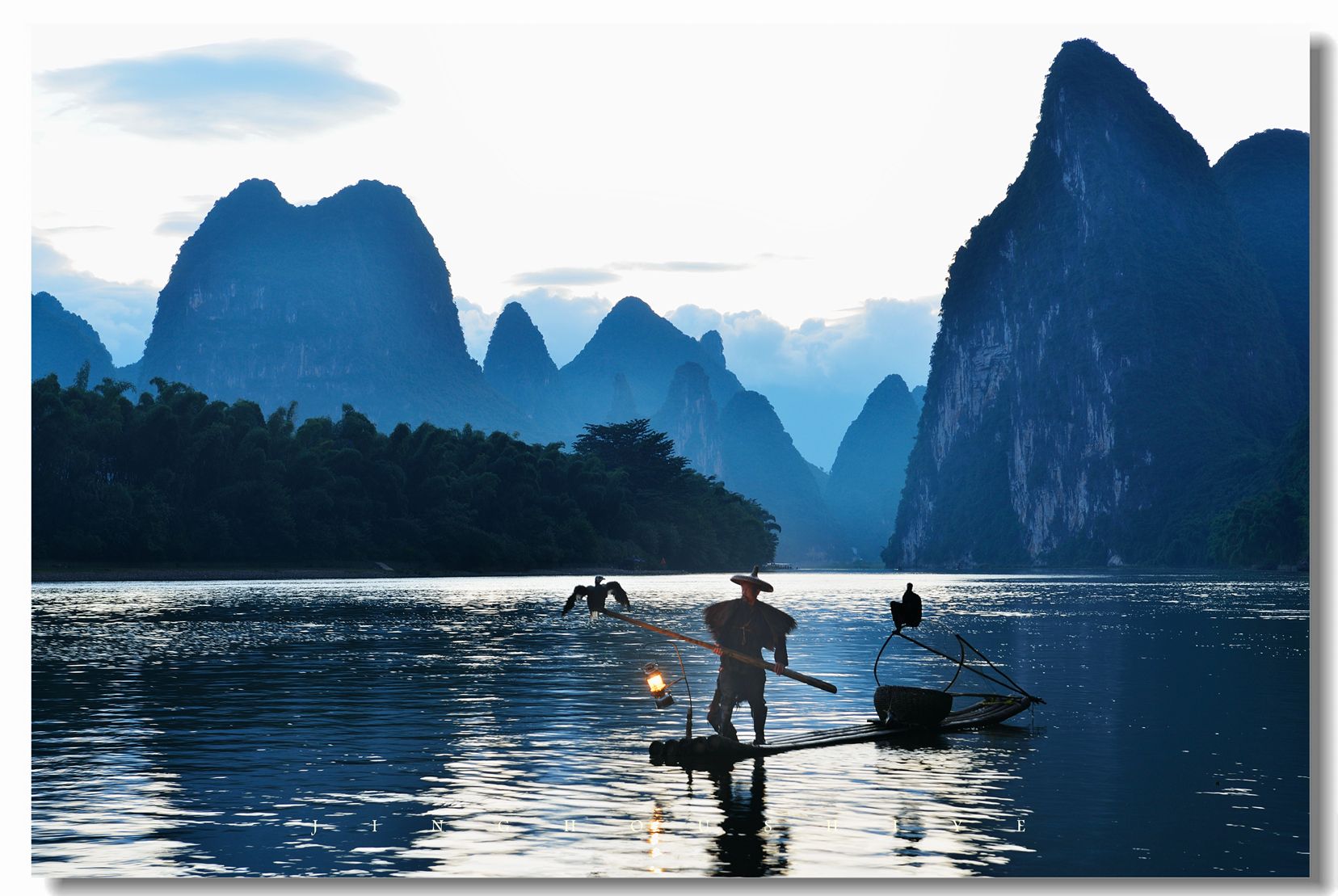 旅游图片(旅游图片真实照片带人)