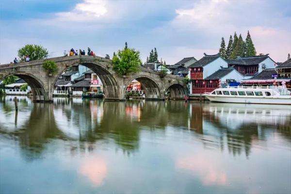 上海旅游攻略(上海旅游攻略手抄报)