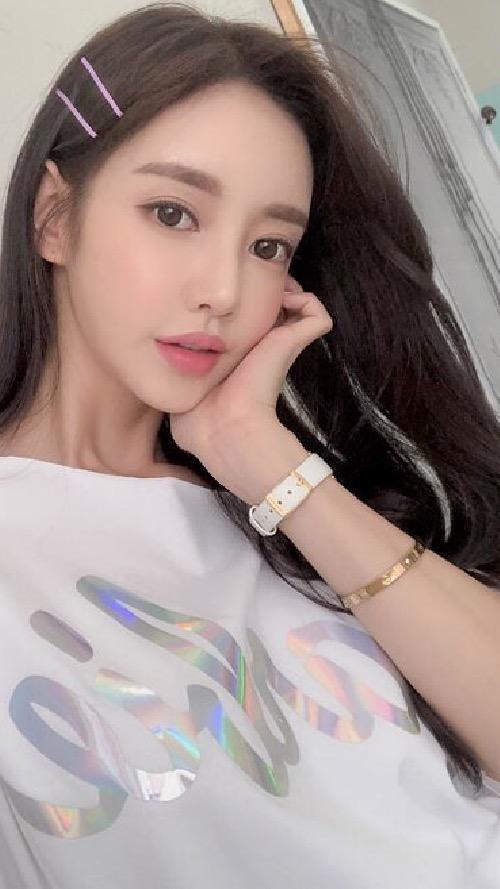1浙江上的模特兼职靠谱吗(网上兼职服拆模特是实的吗)