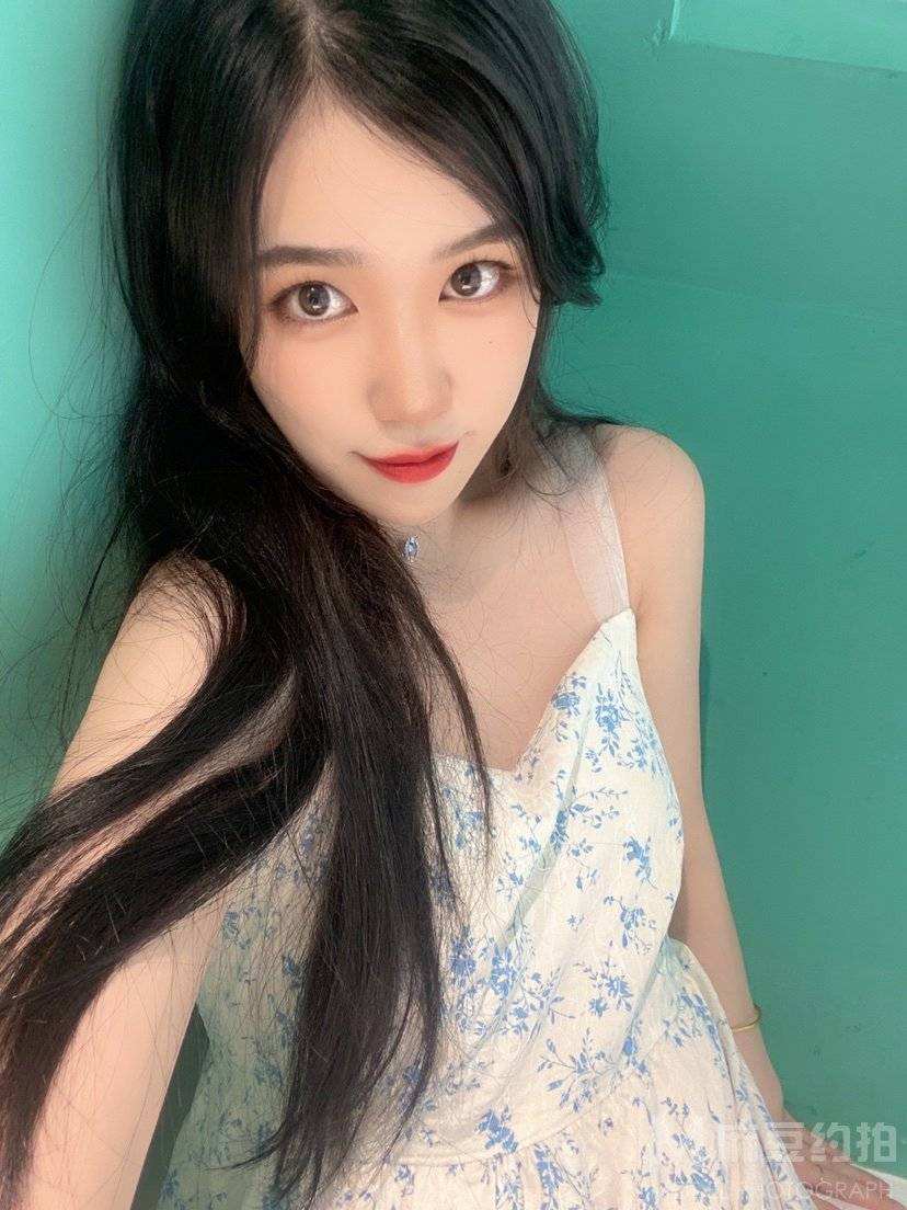 做兼职模特摄影片(做兼职模特摄影片能够吗)